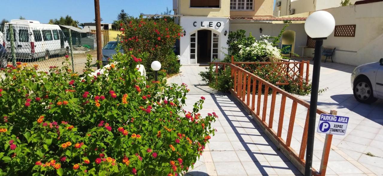 Cleo Rooms 250M From The Beach Малиа Экстерьер фото