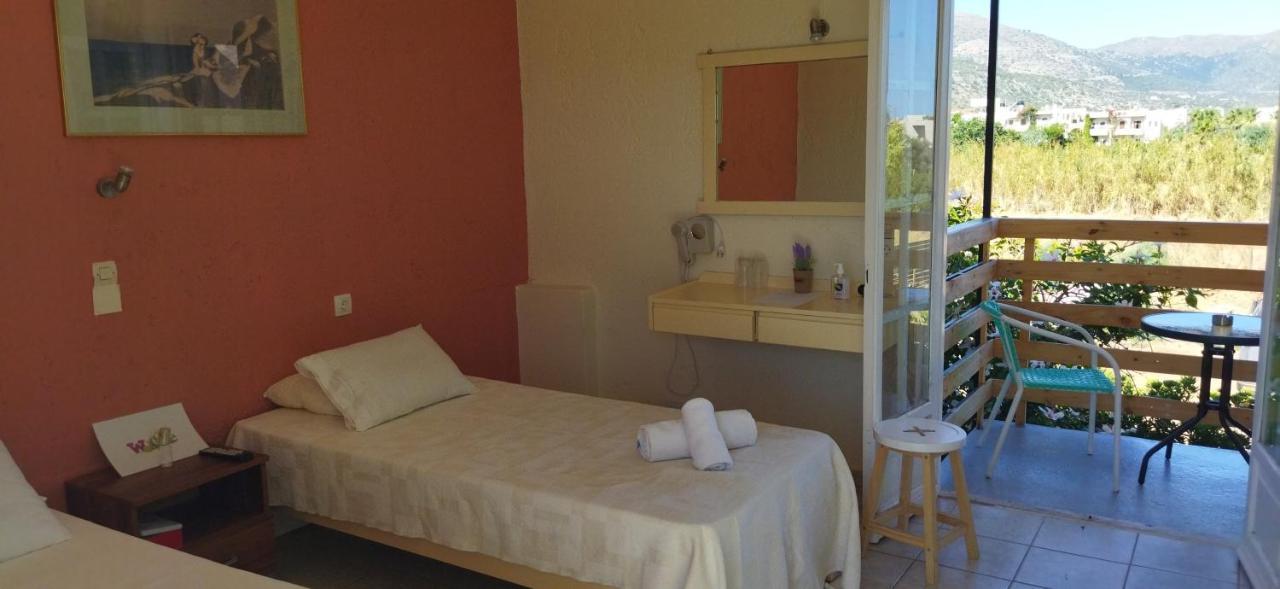 Cleo Rooms 250M From The Beach Малиа Экстерьер фото