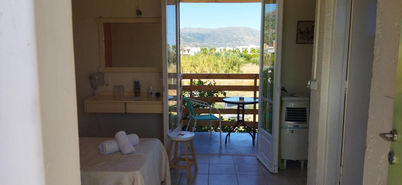 Cleo Rooms 250M From The Beach Малиа Экстерьер фото