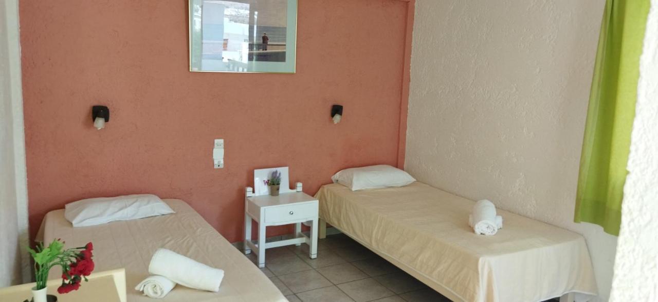 Cleo Rooms 250M From The Beach Малиа Экстерьер фото