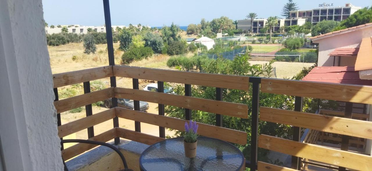 Cleo Rooms 250M From The Beach Малиа Экстерьер фото