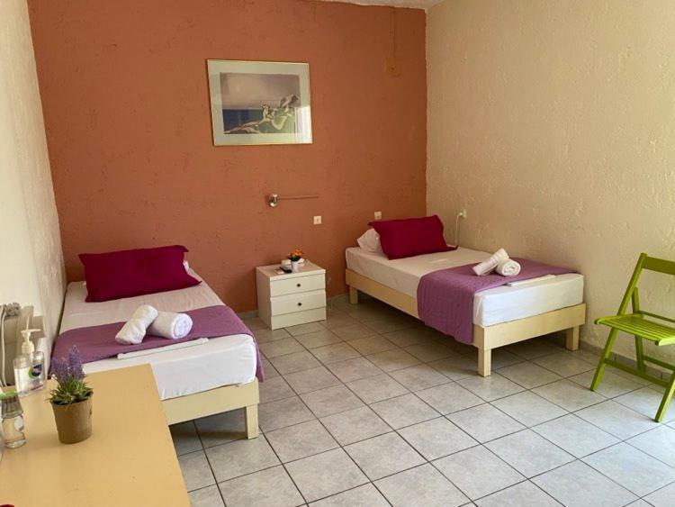 Cleo Rooms 250M From The Beach Малиа Экстерьер фото